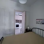 Apartman O&a By The Sea Políhrono