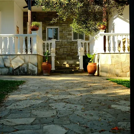 O&a By The Sea Apartamento Polychrono